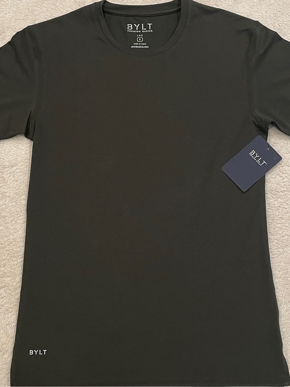 BYLT Basics Mens Split Hem LUX Short Sleeve Crew Neck T-Shirt Forest Green S NWT